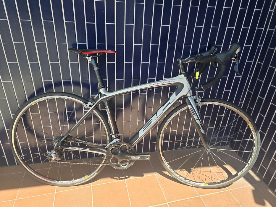 Bh carbono m com 105 e mavic