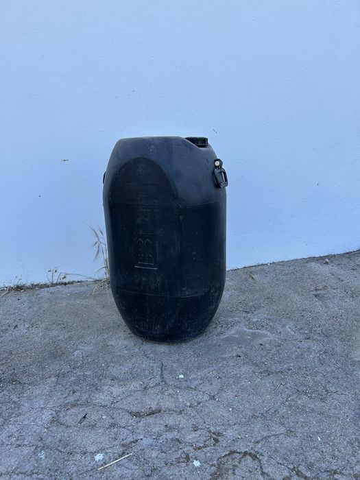 Bidões plástico duro PEAD 120lts