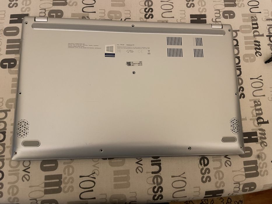 Vendo Chassis de Portatil Asus VivoBook 15 em excelente estado