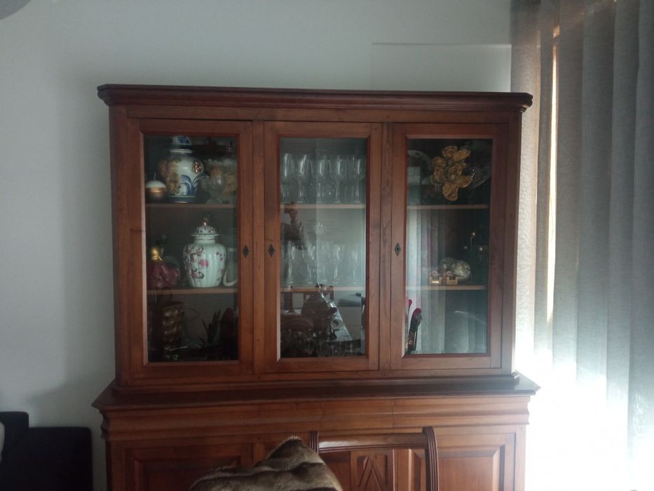 Móvel de sala em ótimo estado