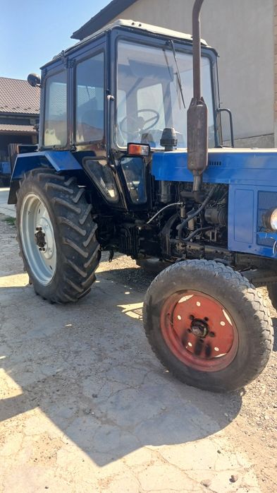 Трактор мтз 80..