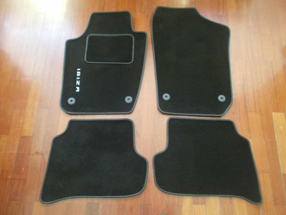 2 Tapetes Seat Ibiza - conjunto frontal