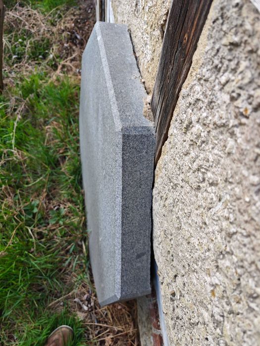 Stół granitowy ogrodowy