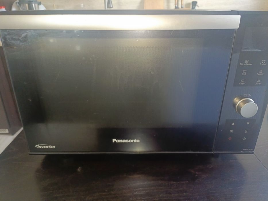 Kuchenka mikrofalowa inwertorowa ,piekarnik Panasonic
