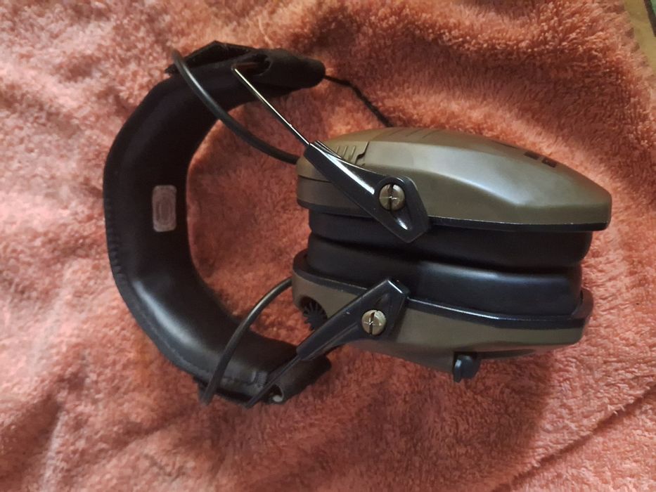 Наушники с walker's,новые, военные с шумоподавлением