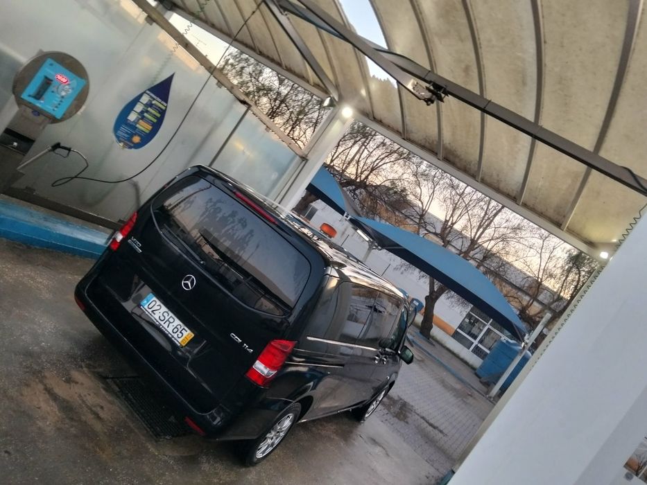 Mercedes  vitor 114