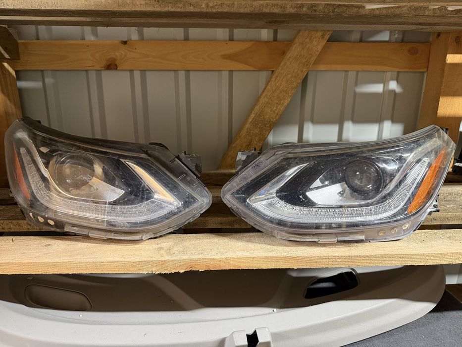 Фара Chevrolet Bolt EV передняя шевролет болт фара права ліва