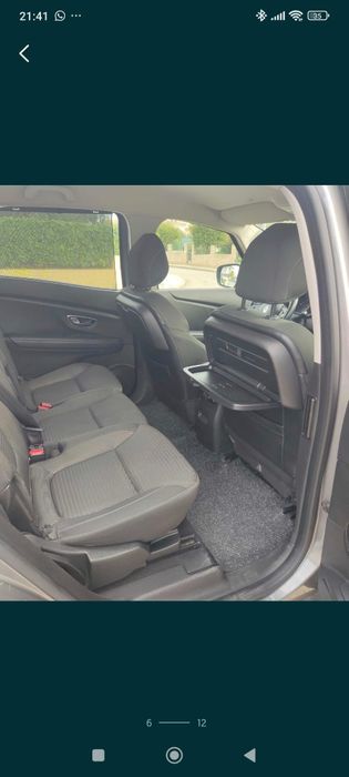 Renault grand Scenic.