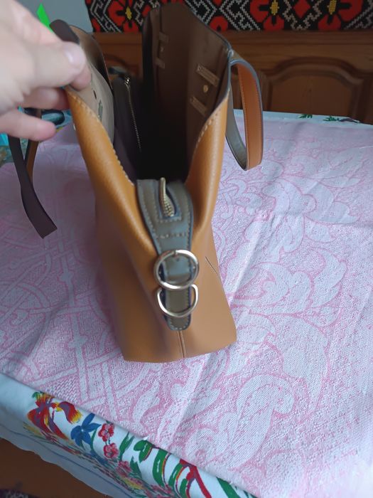 Сумка-шопер жіноча брендова