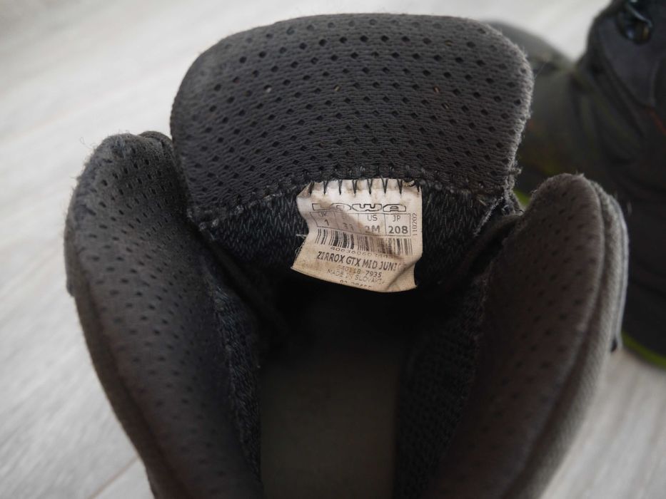 Дитячі ботинки Lowa Gore-Tex ( 32 р)