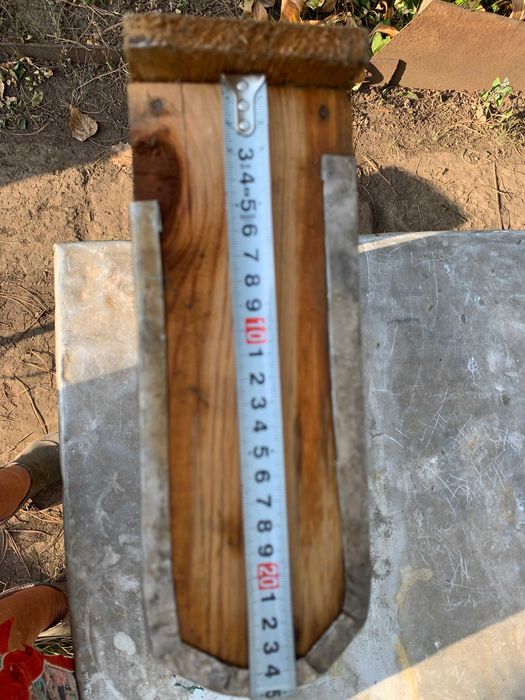 Інвентар для пасіки - годівниці для бджіл