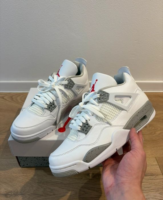 Stylowe Buty Retro Jordan Air 4 White Oreo
