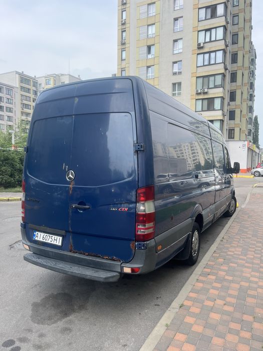Мерседес спрінтер