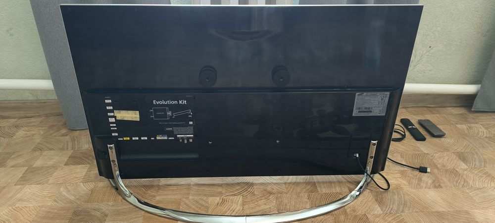 Телевизор LED Samsung UE40F8000AT