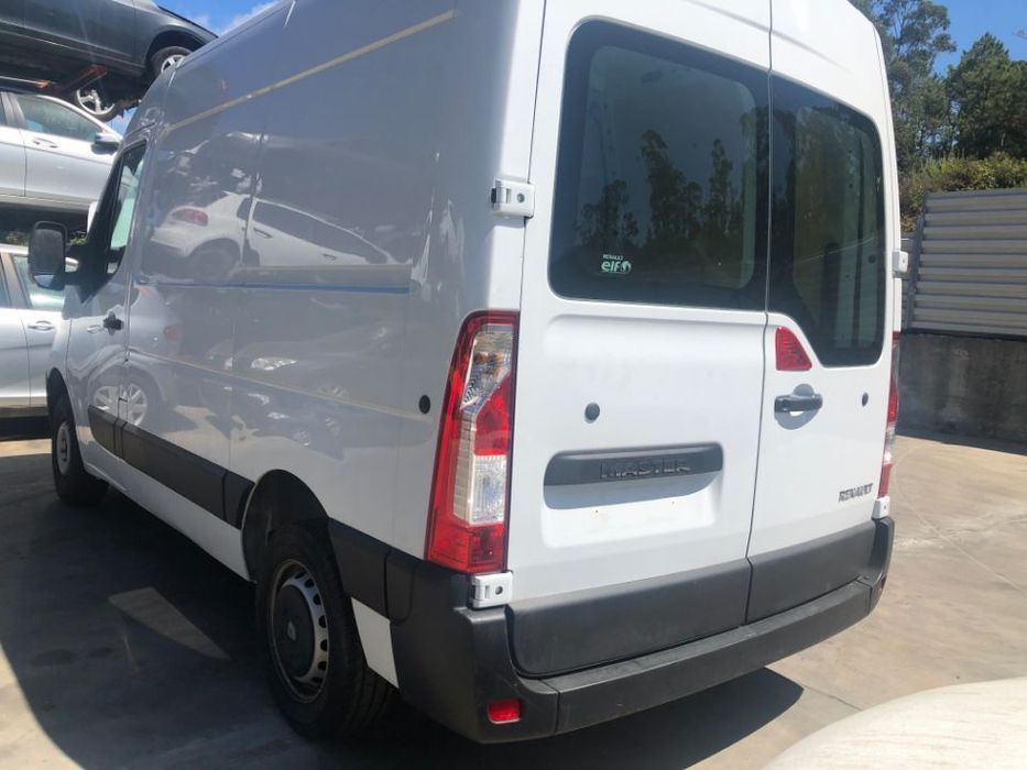 RENAULT MASTER III 2.3 DCI DE 2018 PARA PEÇAS ( 43 KM )