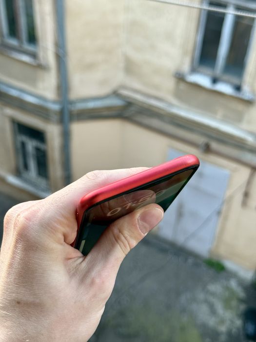 Iphone 11 red 64GB
