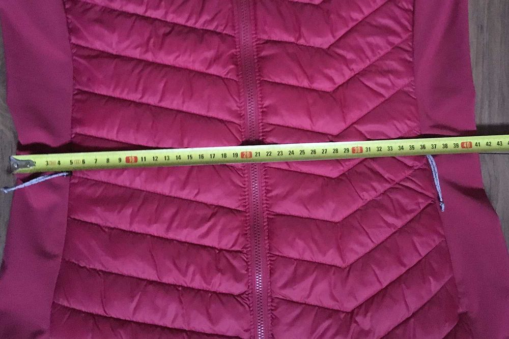 Bardzo lekka kurtka Columbia dopasowana na okres przejściowy M