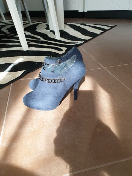 Bota azul super gira