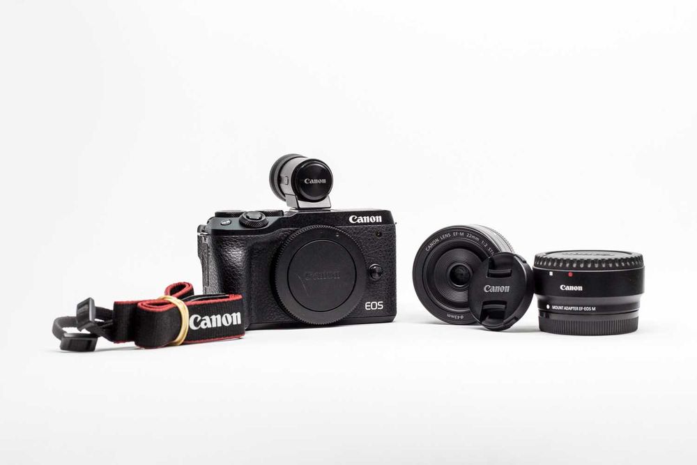 Canon M6 Mark II + caixa estanque Seafrogs + Acessórios