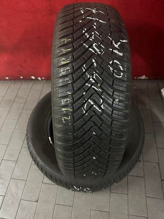 2 Pneus Continental 215/65/17 All Season Contact 2019