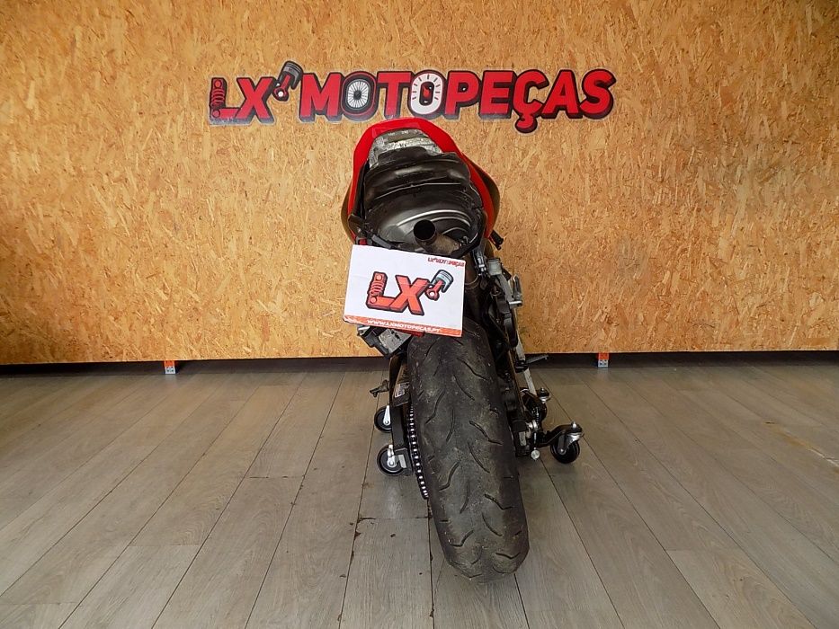 Hondas Cbr 600 RR 2007 para peças.