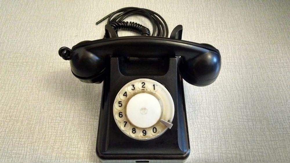 Телефон ретро СССР