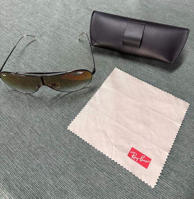 Ray-Ban óculos de sol *Novos*