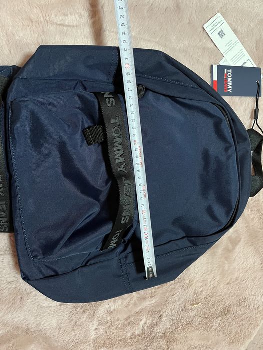 Tommy Hilfiger plecak granatowy essential dome duży Logo logowany