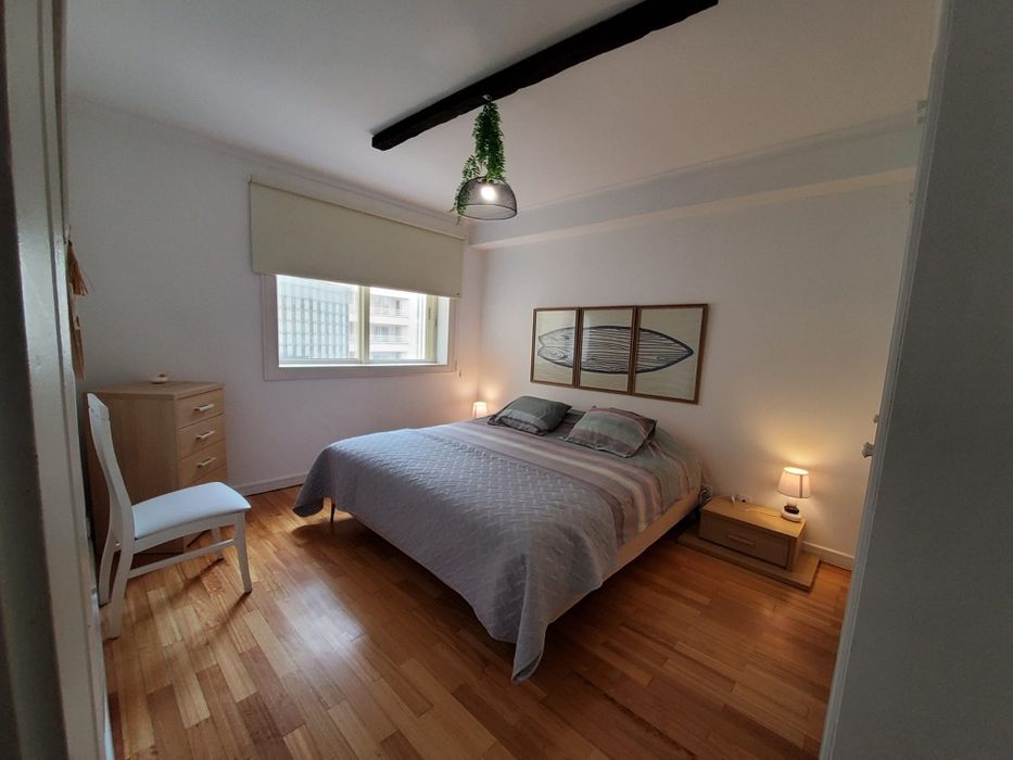 Apartamento T1 com garagem e piscinas