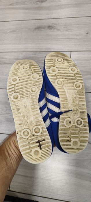 Buty adidas niebieskie rozm. 38