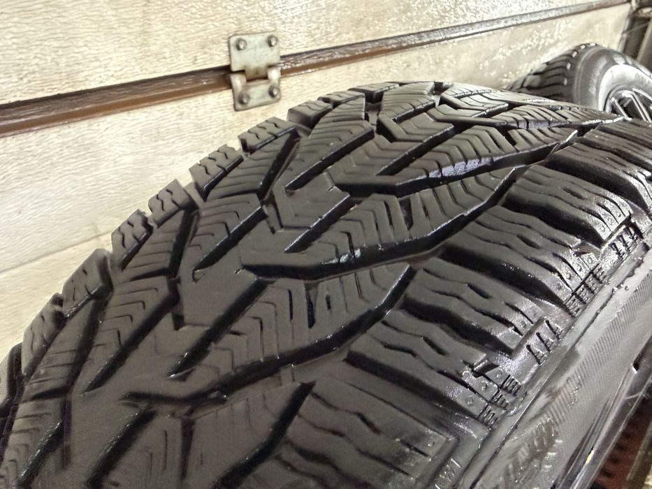 Alufelgi 17’ z oponami Kormoran 215/60/17 5x112 Audi Volkswagen Mercedes