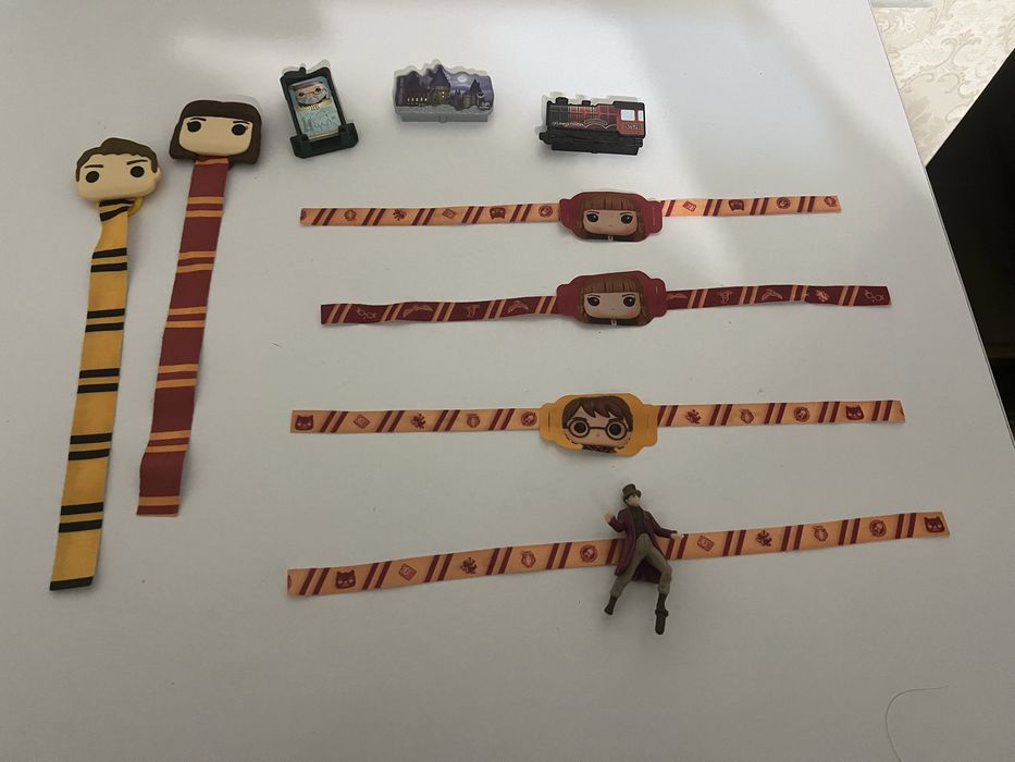 колекційні іграшки із серії Kinder Joy Funko Harry Potter.