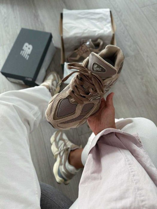 New Balance 9060 Mushroom Brown