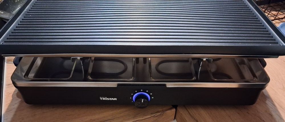 Grill piec piecyk elektryczny Tristar RA-2995