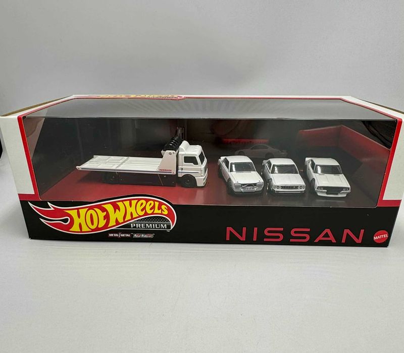 Hot Wheels set zestaw NISSAN 4 autka HKC16 NOWE GMH39-979P NOWY