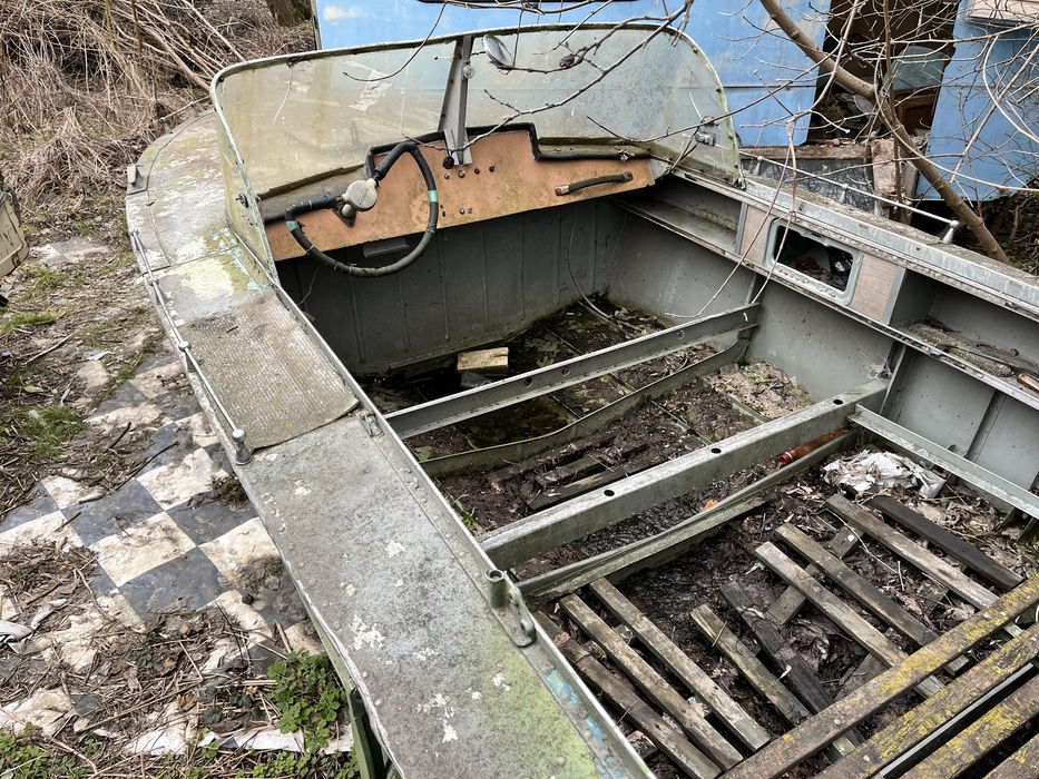 Прогрес 2 лодка човен катер моторний