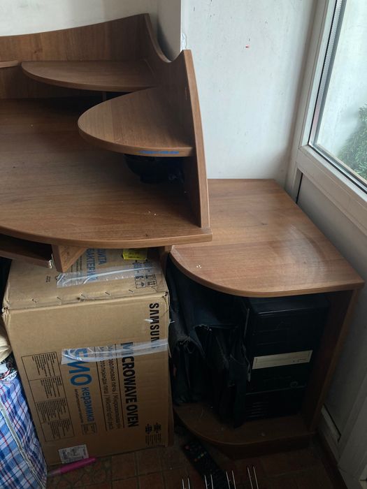 Стол компьютерный/офисный/школьный