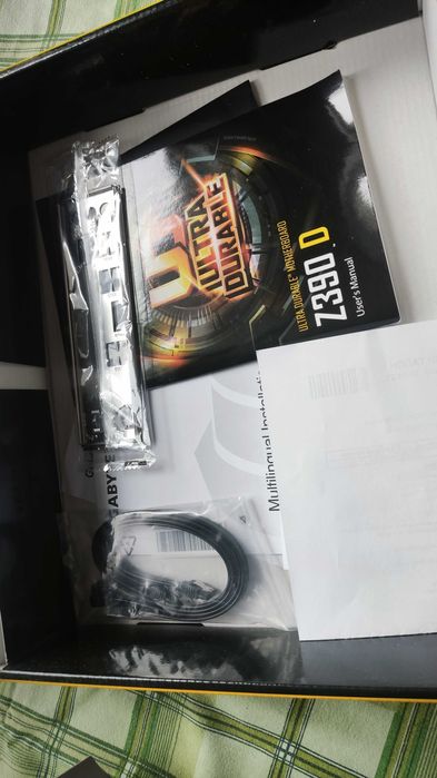 Gigabyte Z390 D (s1151-V2, Intel Z390