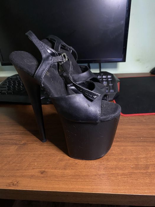 стріпи 3ки, сприпы 3, 37, плежер, pleaser