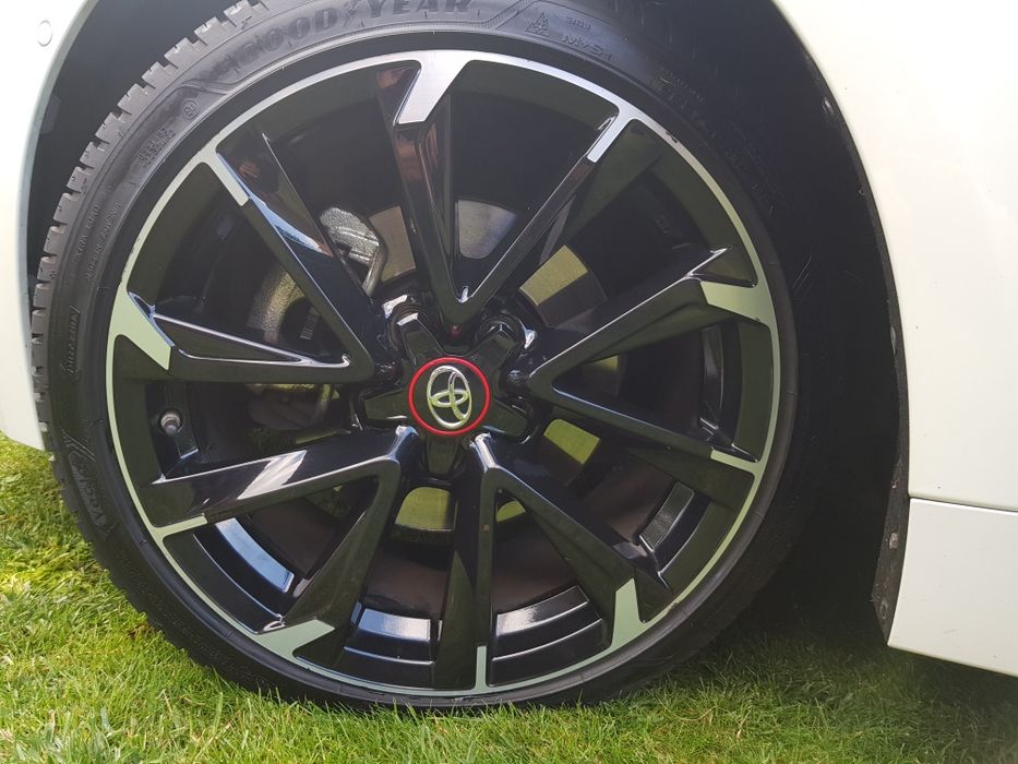 Toyota Corolla 2.0 hybrid  e21 sprzedam lub zamienię.-Head up panorama