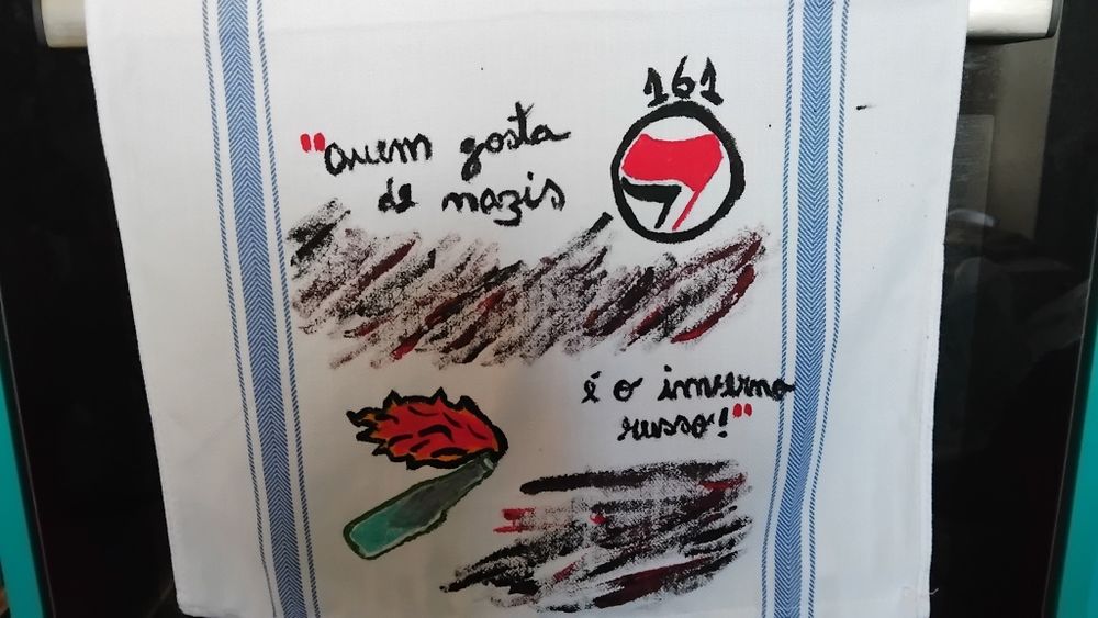 Panos de pratos em algodão pintados à mão