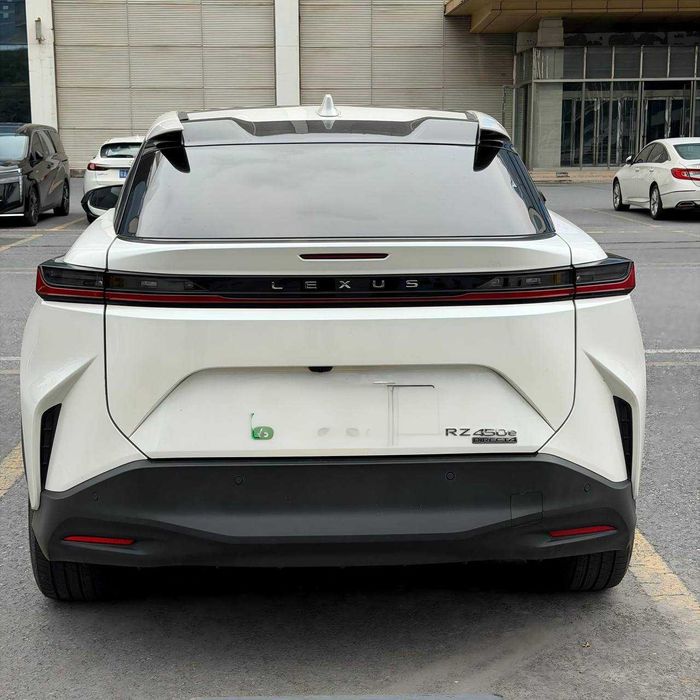 Продам електричний Lexus RZ 450e 2023