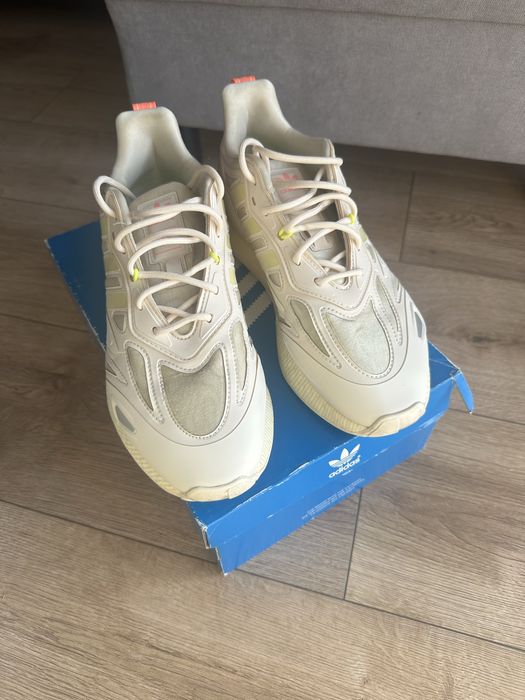 Adidasy damskie BOOST