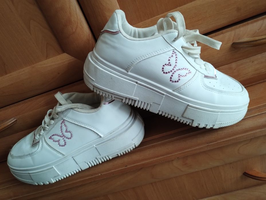 Buty rozmiar 38 Sinsay