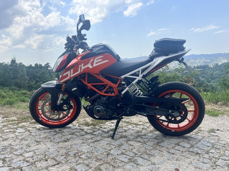 KTM Duke 390 (2018) — Apenas 7.500 km / Imaculada (Carta A2)