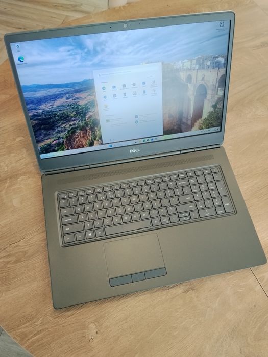 #4389 Dell Precision 7750 i7-10850h 32GB 512SSD W11P RTX3000 6GB Fv23