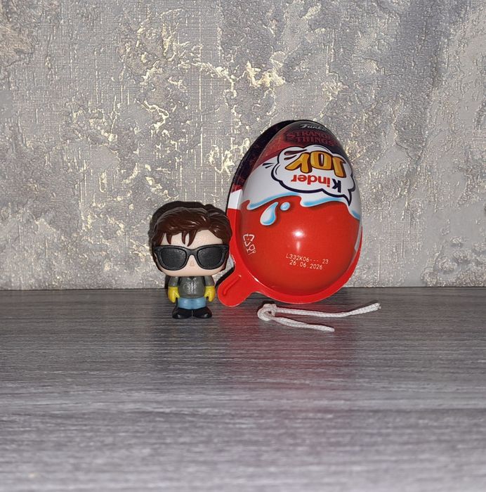 Кіндер Дивні дива/ Кіндер Stranger