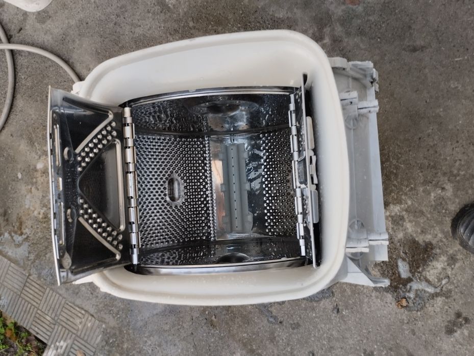 Бак с барабаном на стиральную машину Вирпул Аристон