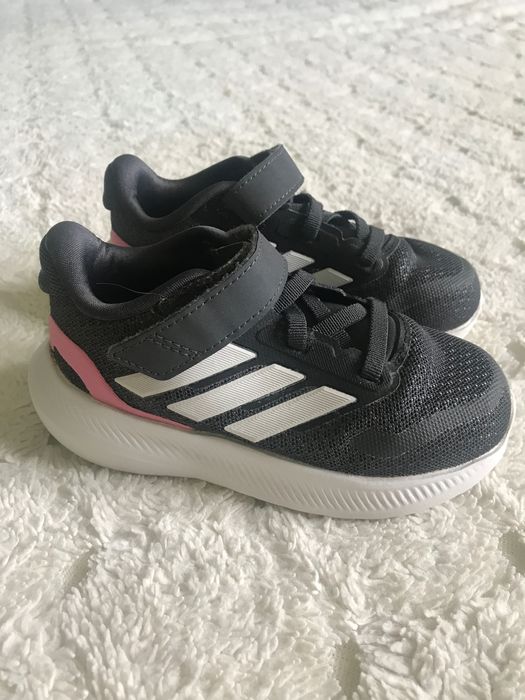 Кросівки дитячі для дівчинки Adidas 24 р, на ножку 14 см