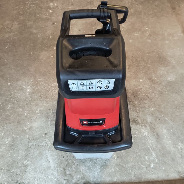 Rozdrabniacz do gałęzi Einhell GC-KS 2540 z koszem